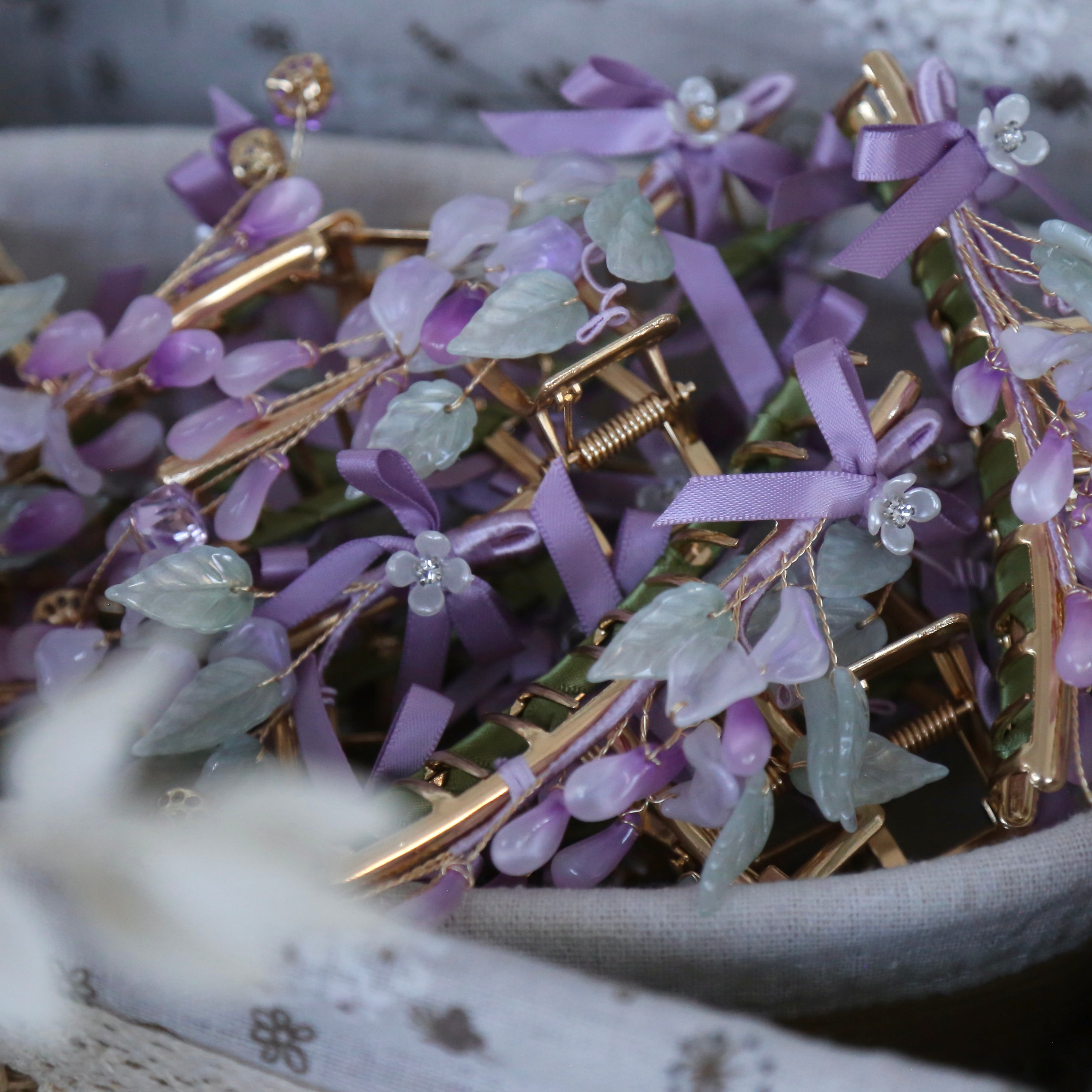 Wisteria Hair Claw