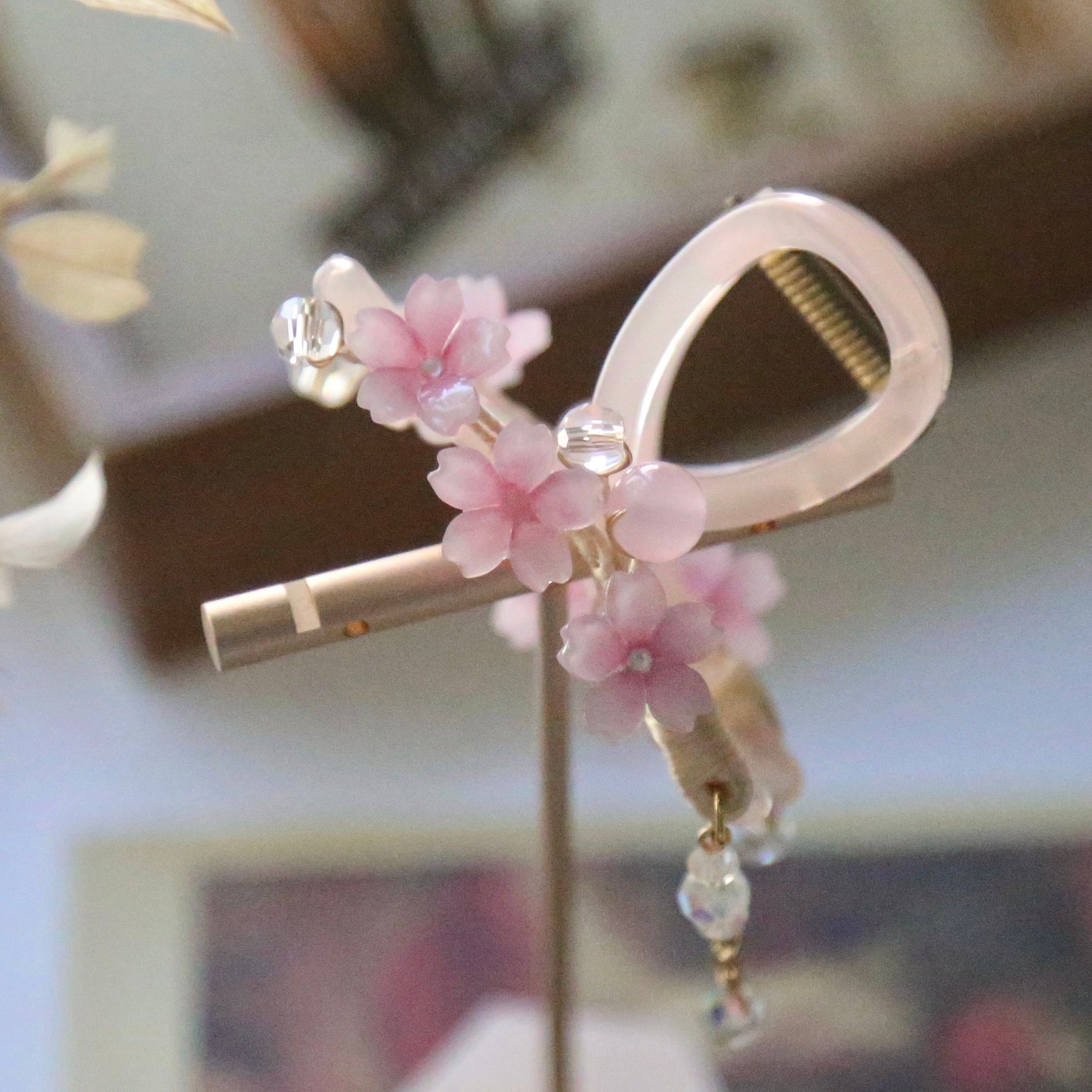 Mini Sakura Claw Clip