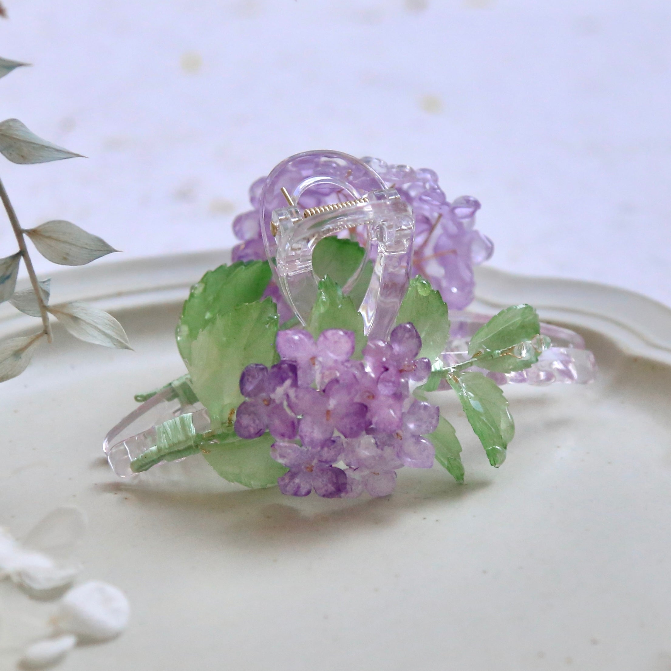 Hydrangea Hair Claws