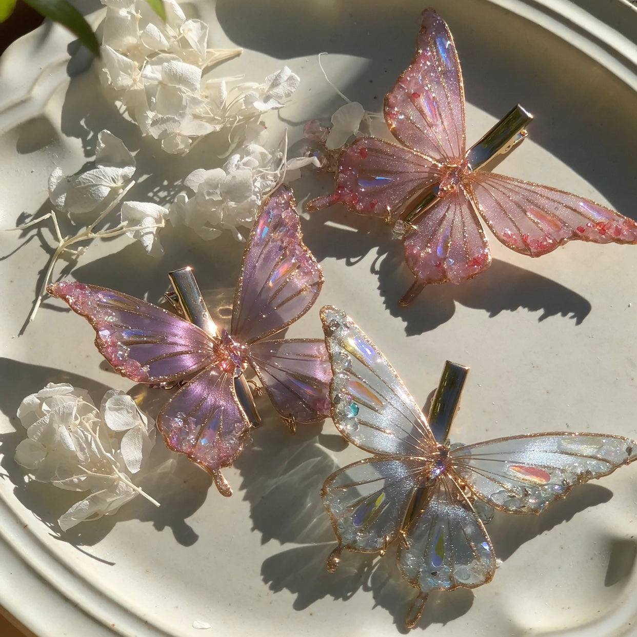 Wire-Wrapped Resin Butterfly Clip