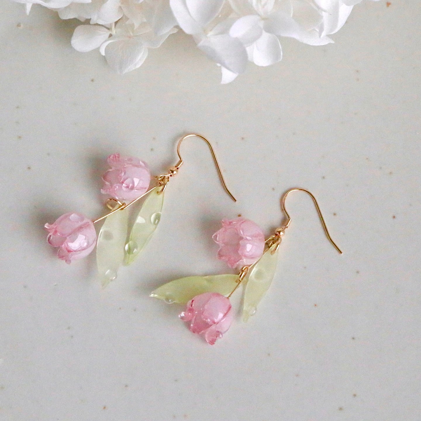 Plastic deals flower earrings