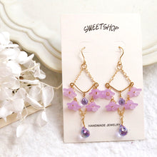 Load image into Gallery viewer, Trumpet Flower Dreamcatcher Earrings
